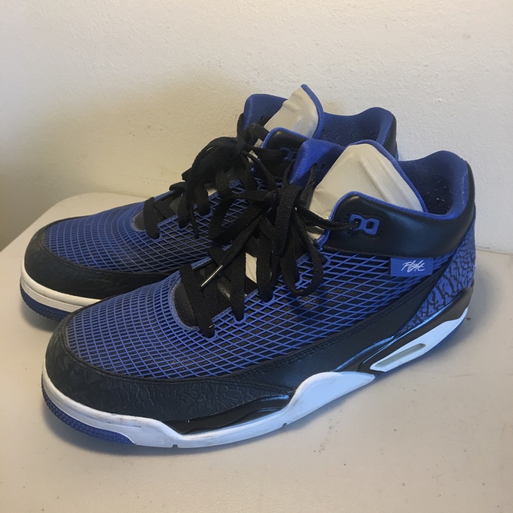 Men’s shoes